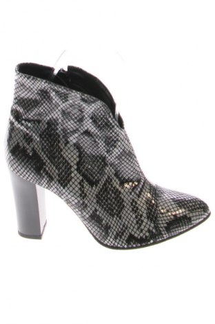 Γυναικεία μποτάκια Unbranded, Μέγεθος 37, Χρώμα Πολύχρωμο, Τιμή 46,65 €