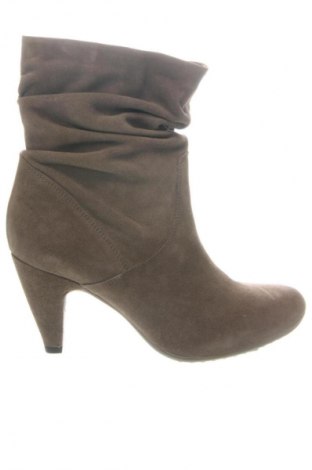 Дамски ботуши Unbranded, Размер 40, Цвят Бежов, Цена 38,85 €