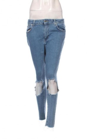 Γυναικείο Τζίν Bershka, Μέγεθος M, Χρώμα Μπλέ, Τιμή 2,99 €
