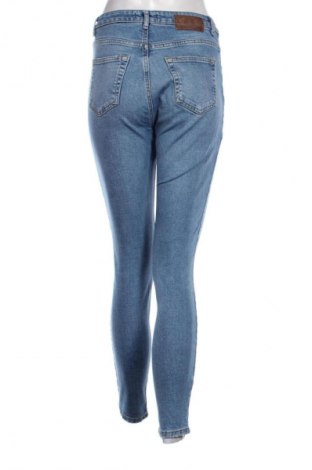 Dámské džíny  Pieces, Velikost S, Barva Modrá, Cena  430,00 Kč