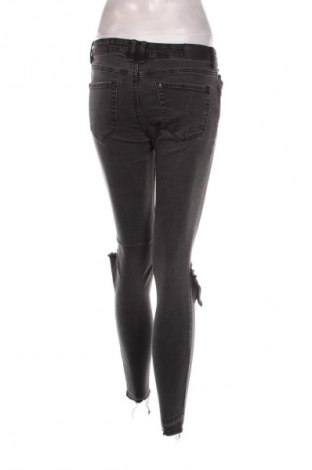 Dámske džínsy  Stradivarius, Veľkosť S, Farba Sivá, Cena  10,01 €