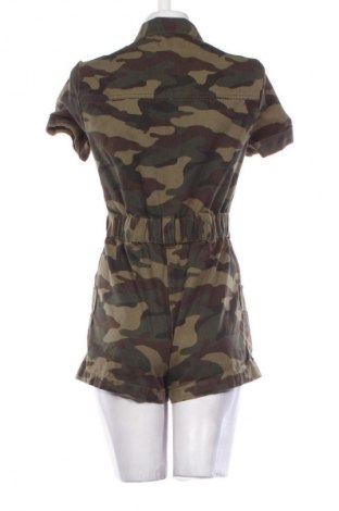 Dámská krátká kombinéza  Bershka, Velikost S, Barva Vícebarevné, Cena  169,00 Kč