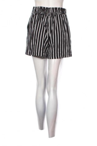 Damen Shorts Amisu, Größe M, Farbe Mehrfarbig, Preis 5,99 €