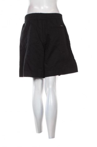 Damskie szorty Calvin Klein Jeans, Rozmiar XL, Kolor Czarny, Cena 492,99 zł
