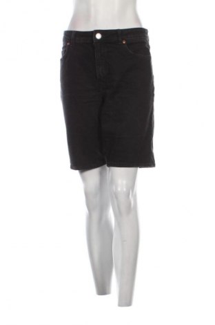 Dámské kraťasy  H&M, Velikost L, Barva Černá, Cena  162,00 Kč