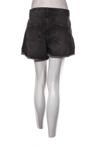 Dámské kraťasy  House, Velikost M, Barva Šedá, Cena  109,00 Kč