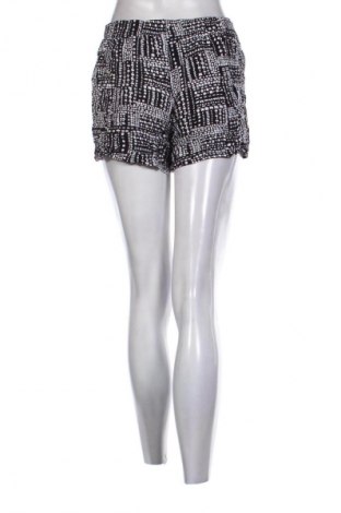 Γυναικείο κοντό παντελόνι Papaya, Μέγεθος M, Χρώμα Πολύχρωμο, Τιμή 2,99 €