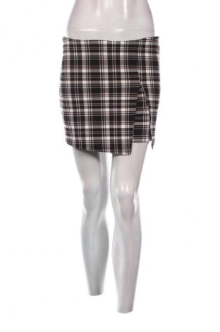 Damen Shorts SHEIN, Größe S, Farbe Mehrfarbig, Preis 7,67 €