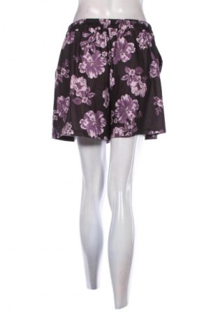 Dámske kraťasy  SHEIN, Veľkosť XL, Farba Viacfarebná, Cena  9,72 €