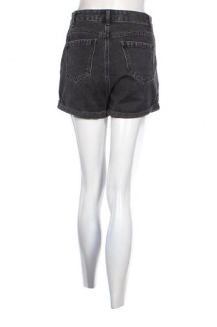 Dámske kraťasy  Tally Weijl, Veľkosť M, Farba Sivá, Cena  8,19 €