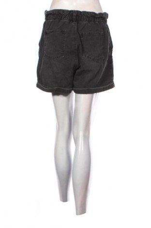 Dámské kraťasy  Terranova, Velikost M, Barva Černá, Cena  59,00 Kč