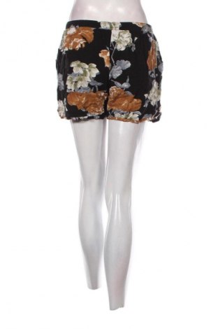 Дамски къс панталон Unbranded, Размер S, Цвят Многоцветен, Цена 8,69 €