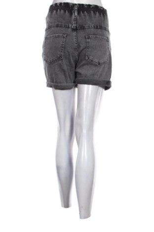 Γυναικείο κοντό παντελόνι Unbranded, Μέγεθος S, Χρώμα Γκρί, Τιμή 5,00 €