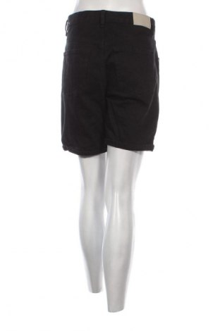 Dámské kraťasy  Zara, Velikost M, Barva Černá, Cena  289,00 Kč