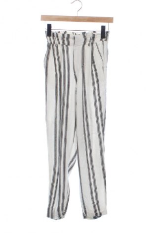 Damenhose Bershka, Größe XS, Farbe Mehrfarbig, Preis 6,99 €