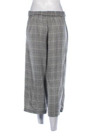 Dámské kalhoty  Pull&Bear, Velikost S, Barva Vícebarevné, Cena  79,00 Kč