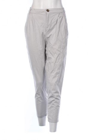 Γυναικείο παντελόνι Reserved, Μέγεθος L, Χρώμα Γκρί, Τιμή 2,99 €