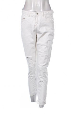 Pantaloni de femei Reserved, Mărime M, Culoare Alb, Preț 26,07 Lei