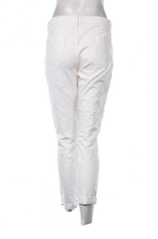 Pantaloni de femei Reserved, Mărime M, Culoare Alb, Preț 26,07 Lei