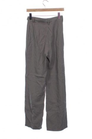 Női nadrág Sinsay, Méret XS, Szín Szürke, Ár 3 719 Ft