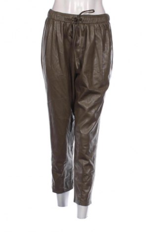 Pantaloni de femei Zara, Mărime M, Culoare Maro, Preț 178,99 Lei, #133889163