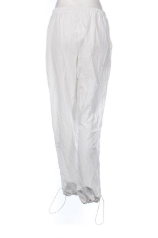 Дамско спортно долнище Trigema, Размер L, Цвят Бял, Цена 12,93 €