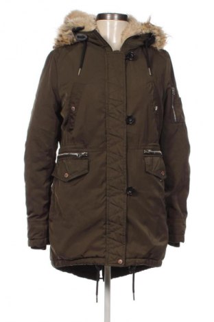 Дамско яке Bershka, Размер S, Цвят Зелен, Цена 19,94 €