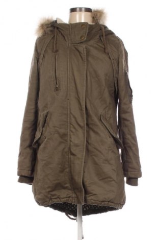Γυναικείο μπουφάν F&F, Μέγεθος M, Χρώμα Πράσινο, Τιμή 13,99 €