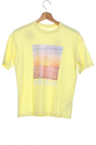 Детска тениска Calvin Klein Jeans, Размер 8-9y/ 134-140 см, Цвят Многоцветен, Цена 12,78 €