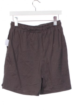 Παιδικό κοντό παντελόνι Unbranded, Μέγεθος 14-15y/ 168-170 εκ., Χρώμα Πολύχρωμο, Τιμή 2,42 €