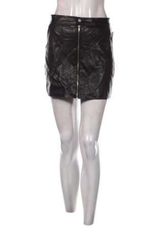 Кожена пола Unbranded, Размер S, Цвят Черен, Цена 2,04 €