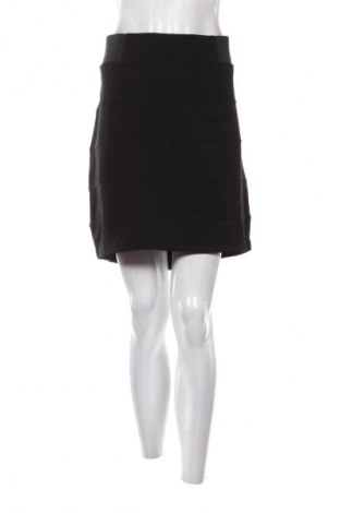 Sukně Clockhouse, Velikost XL, Barva Černá, Cena  49,00 Kč