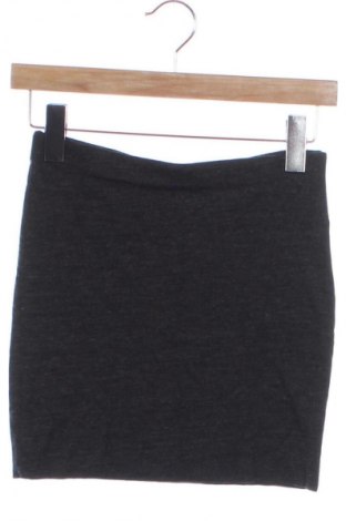 Sukňa H&M, Veľkosť XS, Farba Sivá, Cena  2,95 €