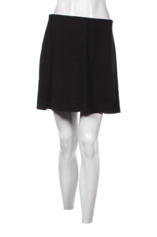 Пола H&M, Размер M, Цвят Черен, Цена 8,69 €