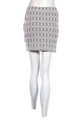 Пола H&M, Размер S, Цвят Многоцветен, Цена 7,89 €