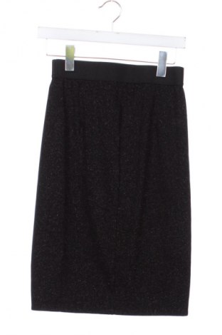 Пола In Wear, Размер XS, Цвят Черен, Цена 2,04 €