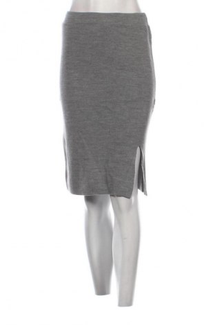 Sukně LC Waikiki, Velikost M, Barva Šedá, Cena  99,00 Kč
