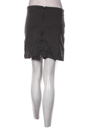 Sukně Pimkie, Velikost S, Barva Šedá, Cena  49,00 Kč