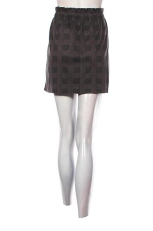 Sukňa Pink Woman, Veľkosť M, Farba Viacfarebná, Cena  1,95 €