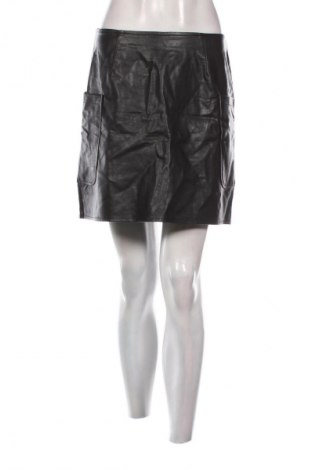 Sukně Reserved, Velikost M, Barva Černá, Cena  49,00 Kč