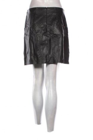 Sukně Reserved, Velikost M, Barva Černá, Cena  49,00 Kč