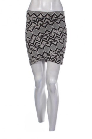 Sukně Stradivarius, Velikost M, Barva Vícebarevné, Cena  69,00 Kč