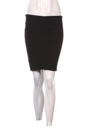 Sukně Stradivarius, Velikost S, Barva Černá, Cena  49,00 Kč