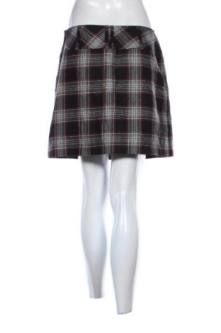 Fustă Yessica, Mărime M, Culoare Multicolor, Preț 7,99 Lei