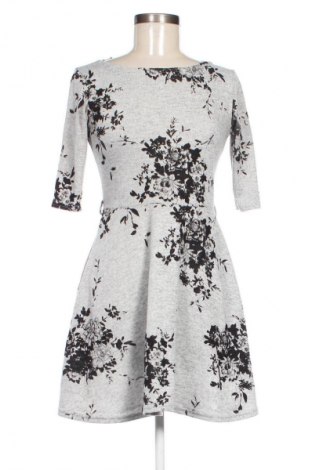 Sukienka Atmosphere, Rozmiar S, Kolor Szary, Cena 43,64 zł