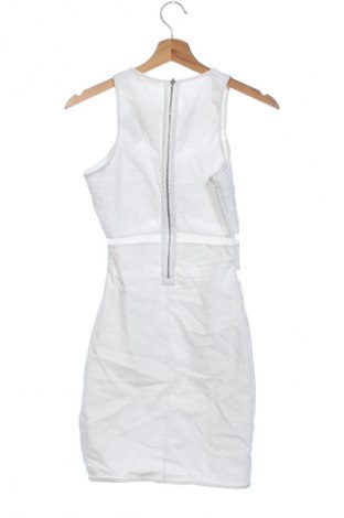 Šaty  Bershka, Velikost S, Barva Bílá, Cena  122,00 Kč