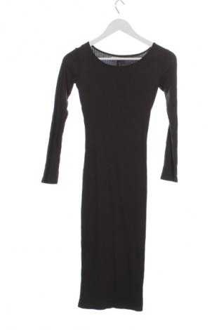 Φόρεμα Bershka, Μέγεθος XS, Χρώμα Πράσινο, Τιμή 2,99 €