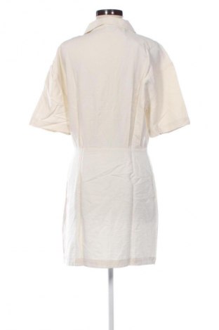 Рокля Calvin Klein Jeans, Размер L, Цвят Бежов, Цена 58,79 €