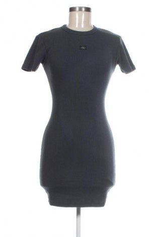 Φόρεμα Calvin Klein Jeans, Μέγεθος S, Χρώμα Πράσινο, Τιμή 90,99 €, #133957717