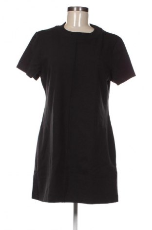 Рокля Calvin Klein Jeans, Размер L, Цвят Черен, Цена 86,91 €